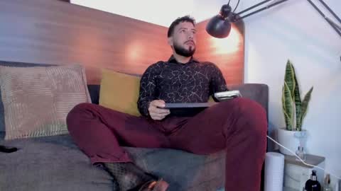 Andres Suarez online show from April 27, 4:37 pm