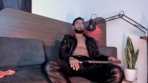 Andres Suarez online show from June 24, 10:50 pm