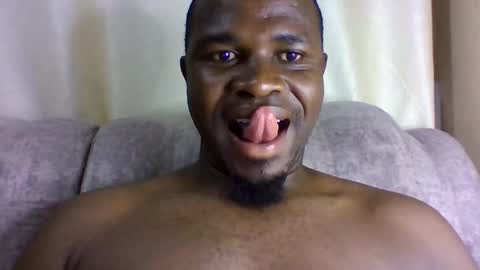 brucedarling online show from April 29, 4:17 am