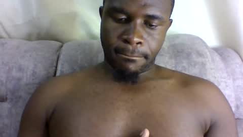 brucedarling online show from April 22, 6:42 am