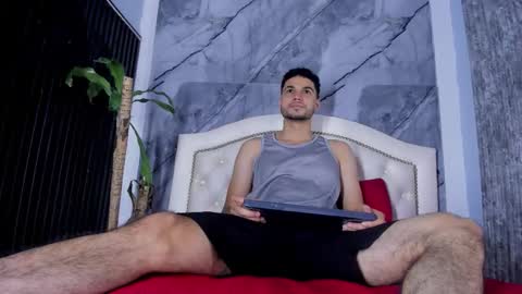 bry_dalton online show from March 17, 8:25 pm