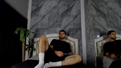 bry_dalton online show from November 26, 4:21 am