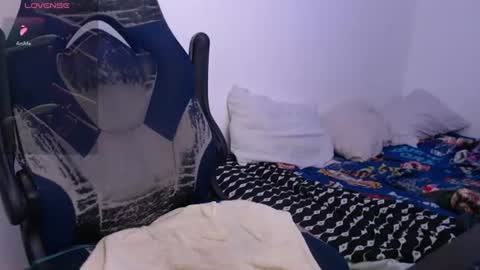 bryamado online show from July 13, 5:33 am