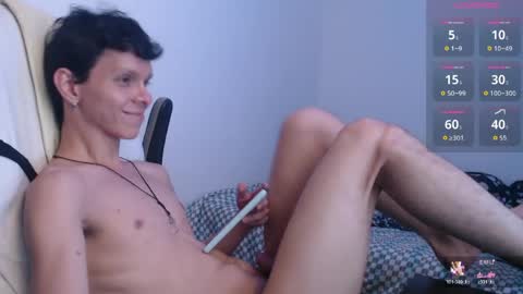 bryamado online show from April 25, 5:43 pm