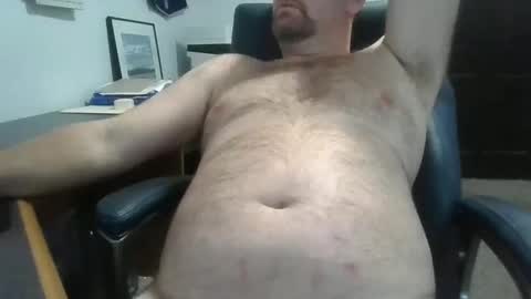 bryanbrwn2001 online show from December 9, 1:24 pm