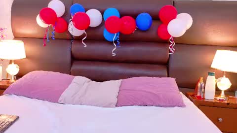 bryannamiller online show from July 4, 12:53 pm