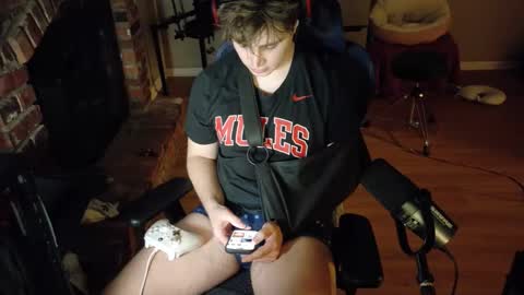 BubblebuttBdn online show from April 29, 3:44 am