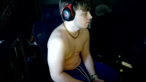 BubblebuttBdn online show from July 13, 7:01 am