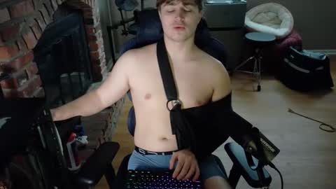 BubblebuttBdn online show from May 1, 9:31 pm