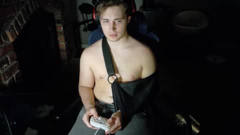 BubblebuttBdn online show from April 28, 1:14 am