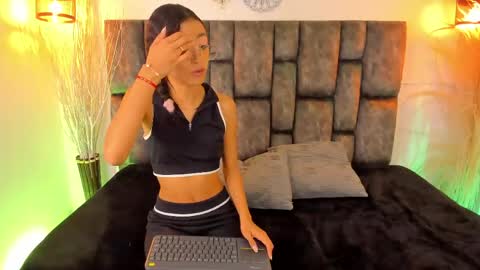 buda cataleya online show from May 17, 1:31 pm