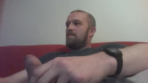budgie1095 online show from January 7, 9:35 pm