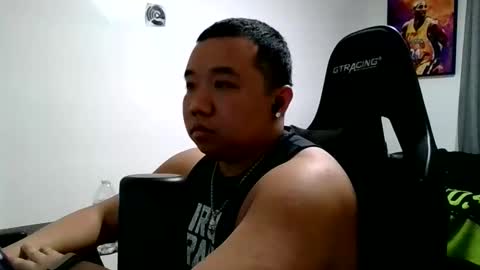 buffsexyman24 online show from March 5, 2:53 am