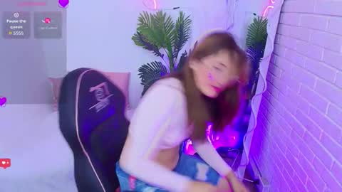 Bunni  online show from September 24, 11:39 am