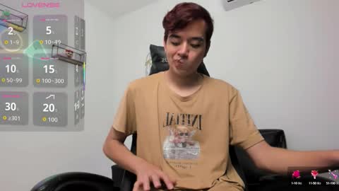 Snapshot of bunny_maxxi chatting on September 17, 12:30 pm bunny online show from September 17, 12:30 pm