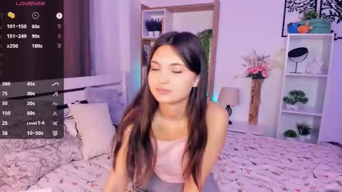 Aria online show from October 17, 9:24 am