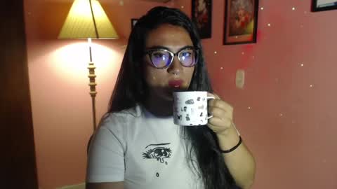 bunnyEmilyR0s33 online show from April 29, 8:30 am