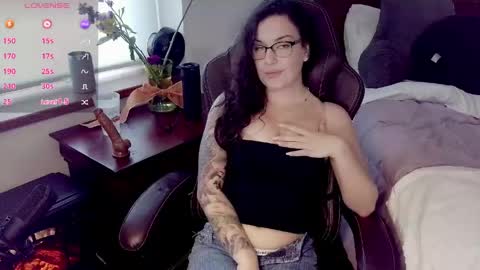 bunnynextdoor online show from April 29, 2:44 pm