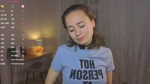 Lizy online show from July 25, 7:23 pm