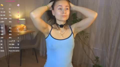 Lizy online show from July 28, 7:39 pm