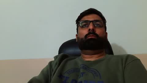 Hairy Arabian online show from February 12, 4:12 am