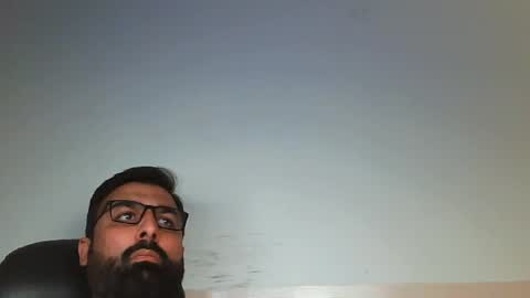 Hairy Arabian online show from February 15, 4:34 pm