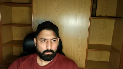 Hairy Arabian online show from September 17, 11:13 am