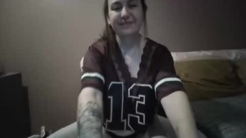 busteebetty online show from May 1, 3:33 am