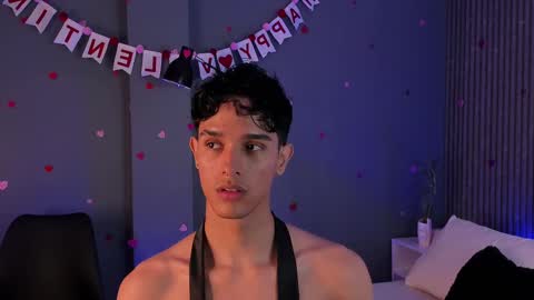 Buster independent model online show from February 14, 8:10 am