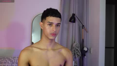 Buster independent model online show from December 13, 10:27 pm