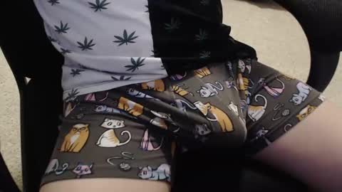 bustinpp online show from January 5, 11:04 am