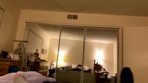 busty_2008 online show from March 8, 5:33 am