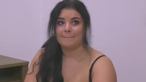 busty_madison online show from October 24, 6:14 am