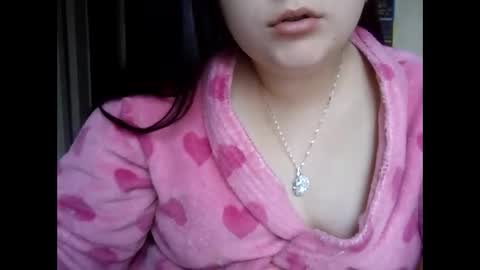 butterfly18988 online show from October 24, 7:31 am