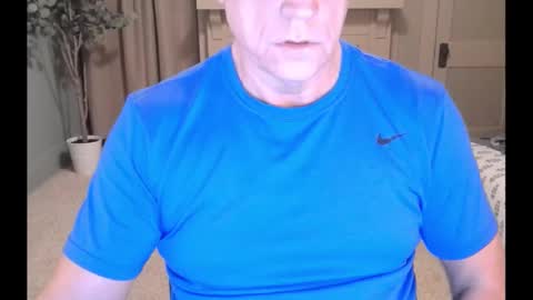 Snapshot of buttnakedfun954737 chatting on February 11, 11:31 am Miles online show from February 11, 11:31 am