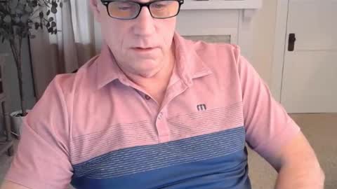 Snapshot of buttnakedfun954737 chatting on December 7, 3:03 pm Miles online show from December 7, 3:03 pm
