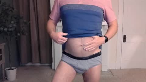 Snapshot of buttnakedfun954737 chatting on December 7, 9:00 am Miles online show from December 7, 9:00 am