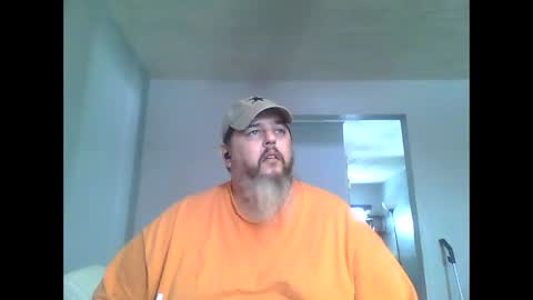 bvrhntr420 online show from December 14, 7:53 pm