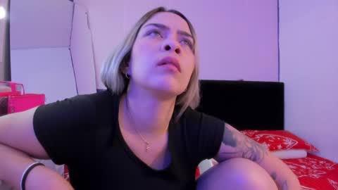 Snapshot of byanca_winklar chatting on December 14, 2:53 pm     online show from December 14, 2:53 pm