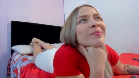 Snapshot of byanca_winklar chatting on September 29, 5:34 pm     online show from September 29, 5:34 pm