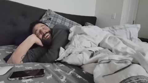 c2cmee online show from December 12, 8:14 am