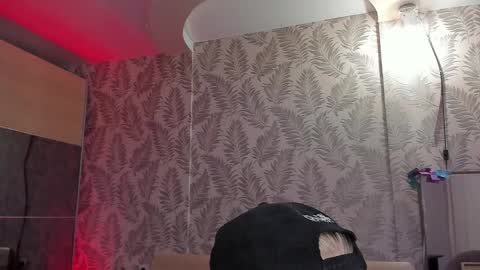 James online show from November 20, 3:09 pm