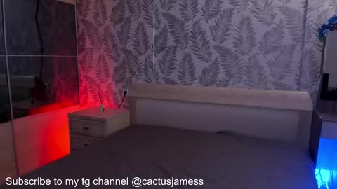 James online show from September 10, 5:03 pm