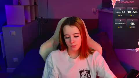 caeliaa online show from March 18, 7:31 pm