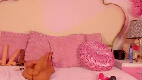 Cahitlin  online show from April 30, 6:51 am