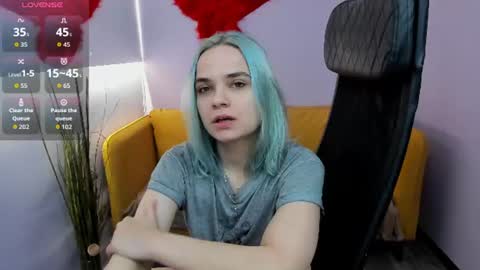 Gina online show from June 23, 10:33 am