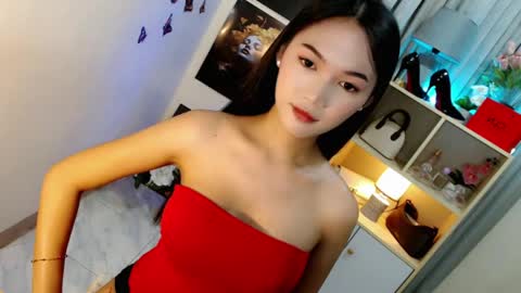 caitlin online show from April 29, 7:19 pm