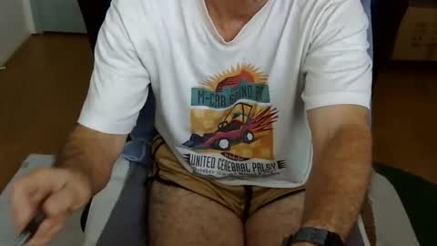 califun4u online show from April 21, 7:10 pm