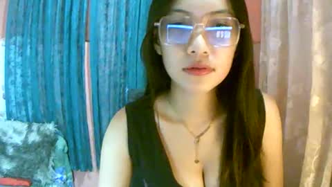 Freya online show from October 13, 9:11 am