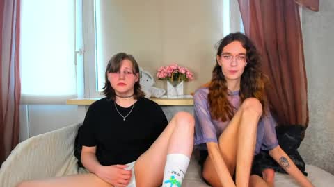 Calvin Kevin Grem online show from May 11, 1:51 pm